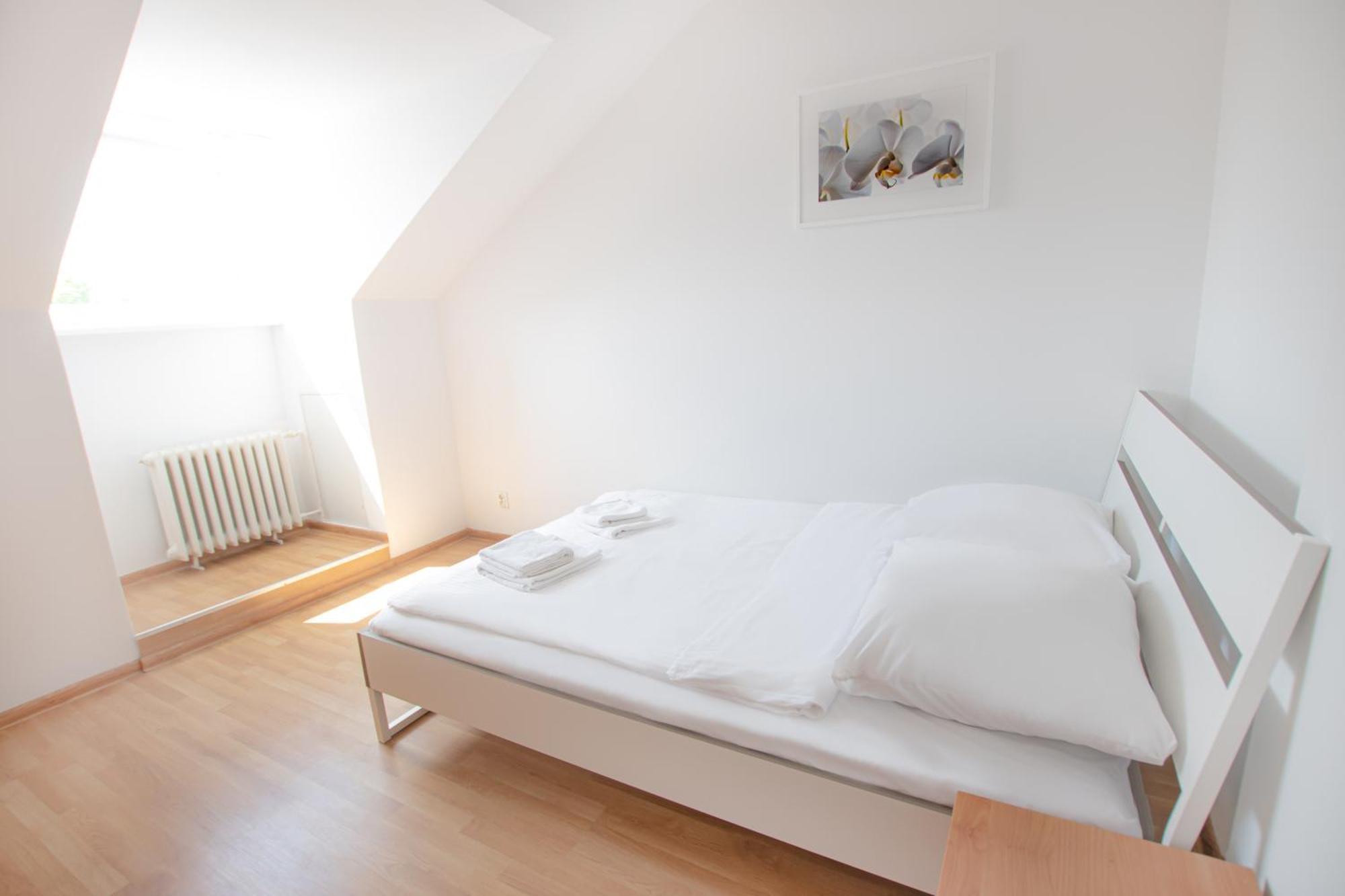 Old Town Podwale Street Apartment. Great Location Варшава Экстерьер фото